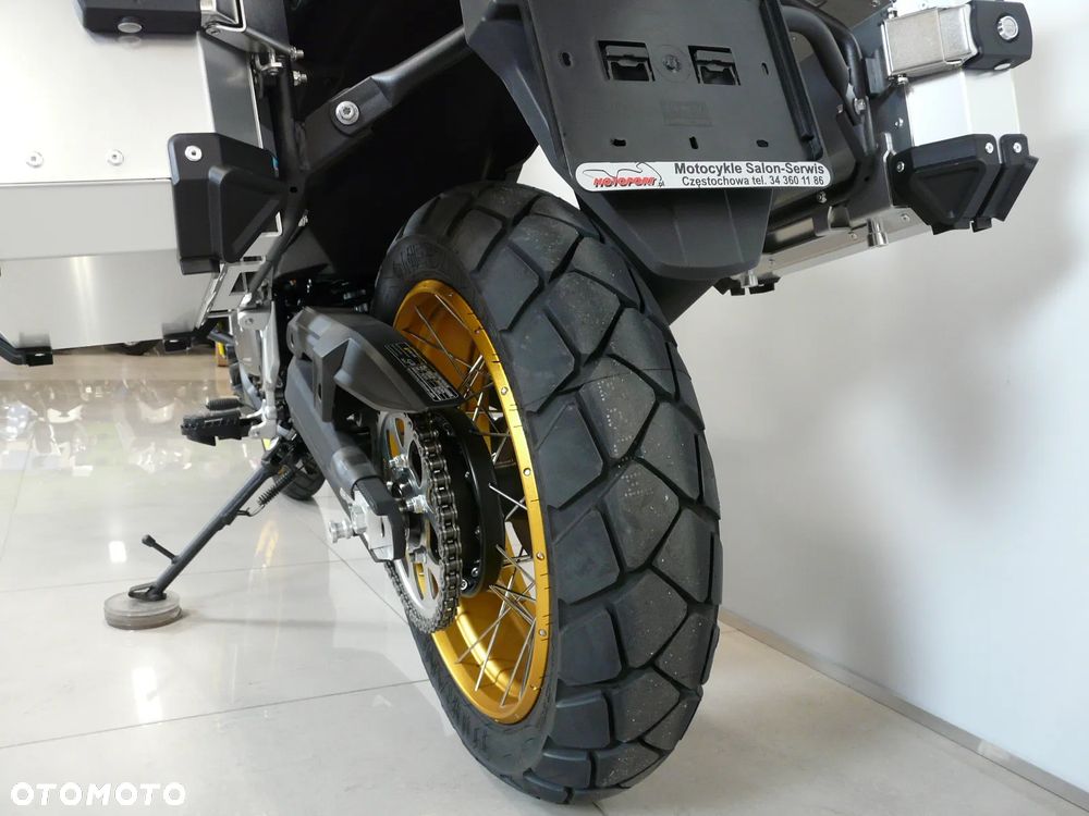 QJMOTOR SVT 650X - 18