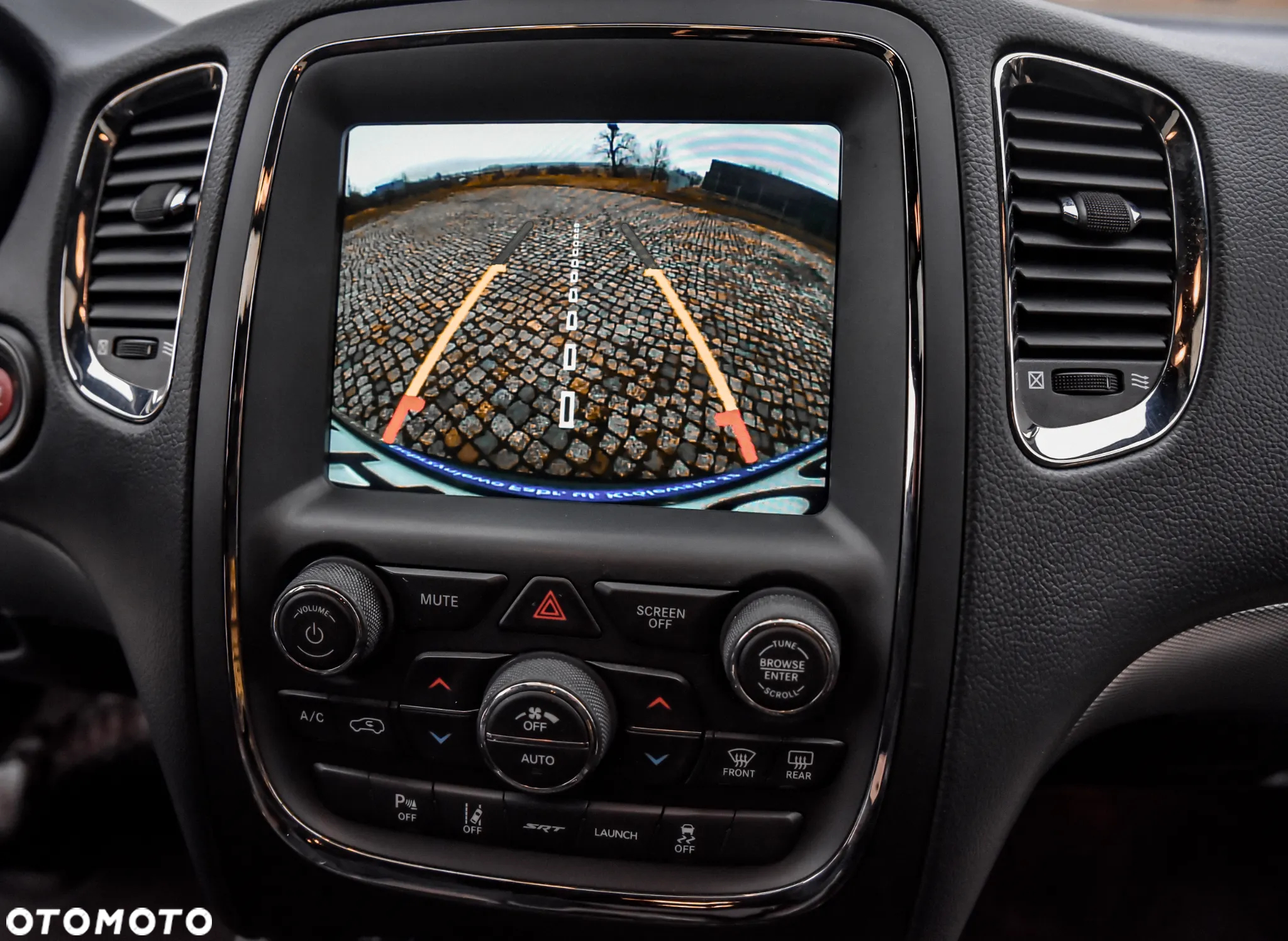 Dodge Durango 6.4 SRT - 34