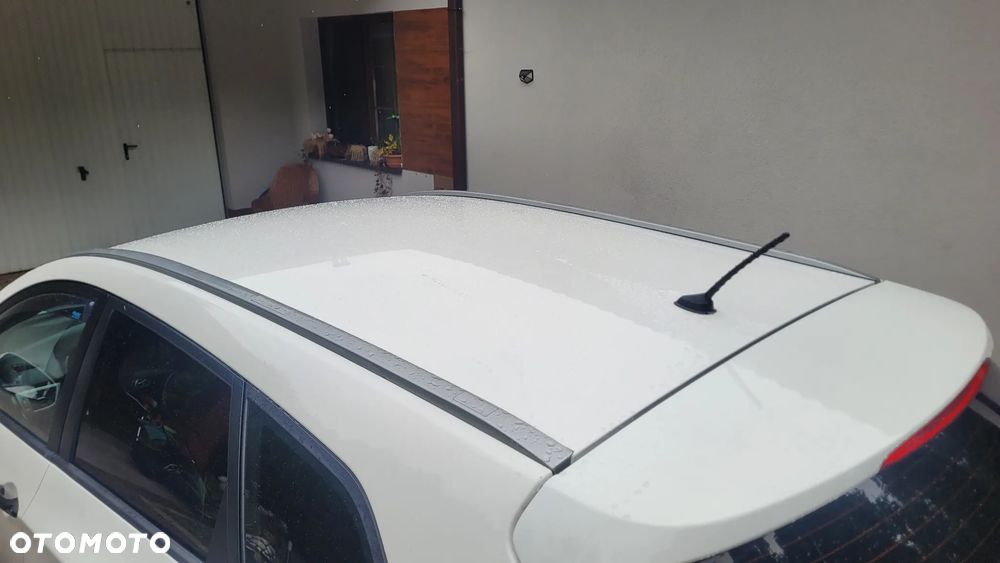 Hyundai i30 i30cw 1.6 CRDi Intro Edition - 9