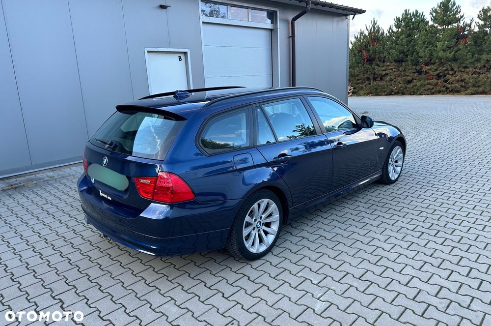 BMW Seria 3 320d xDrive DPF Touring Edition Fleet - 4