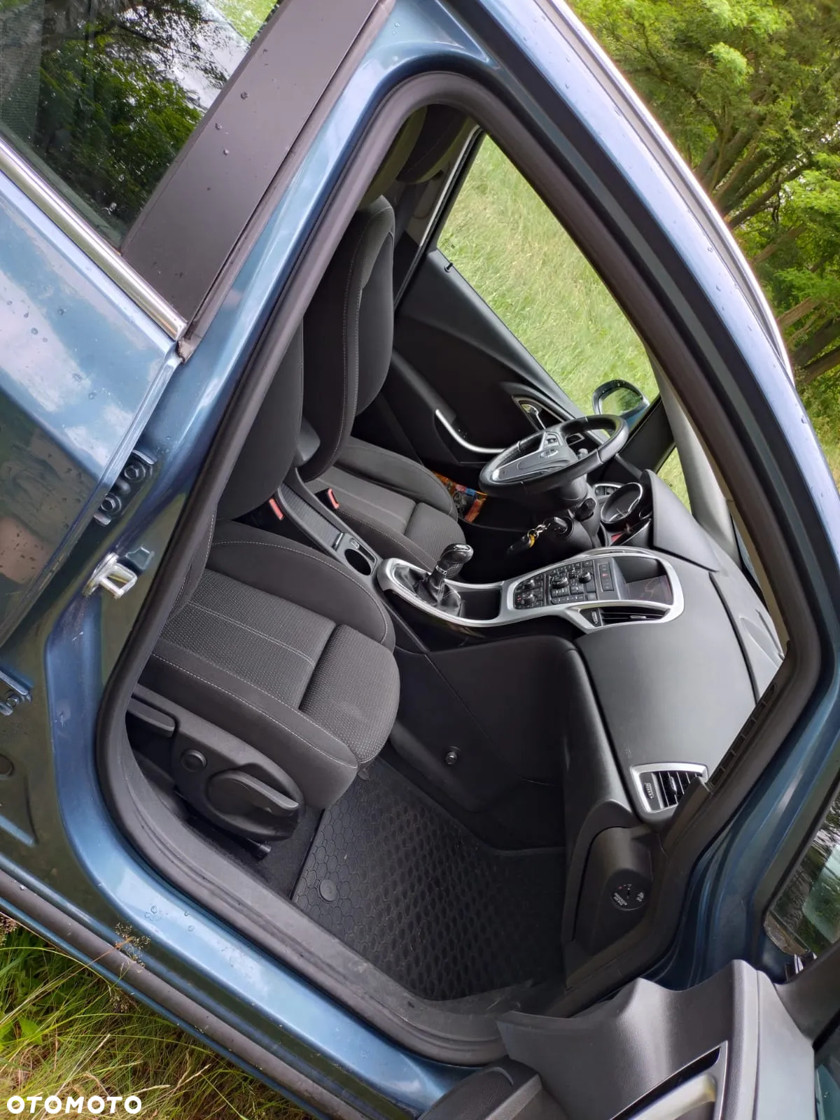 Opel Astra IV 1.4 T Cosmo - 8