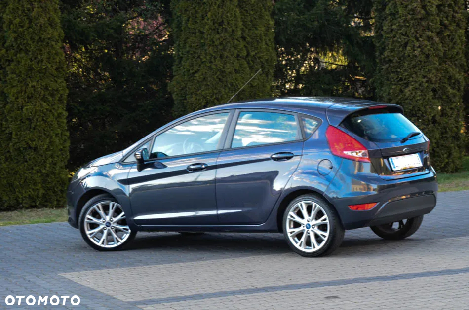 Ford Fiesta 1.25 Ambiente - 11