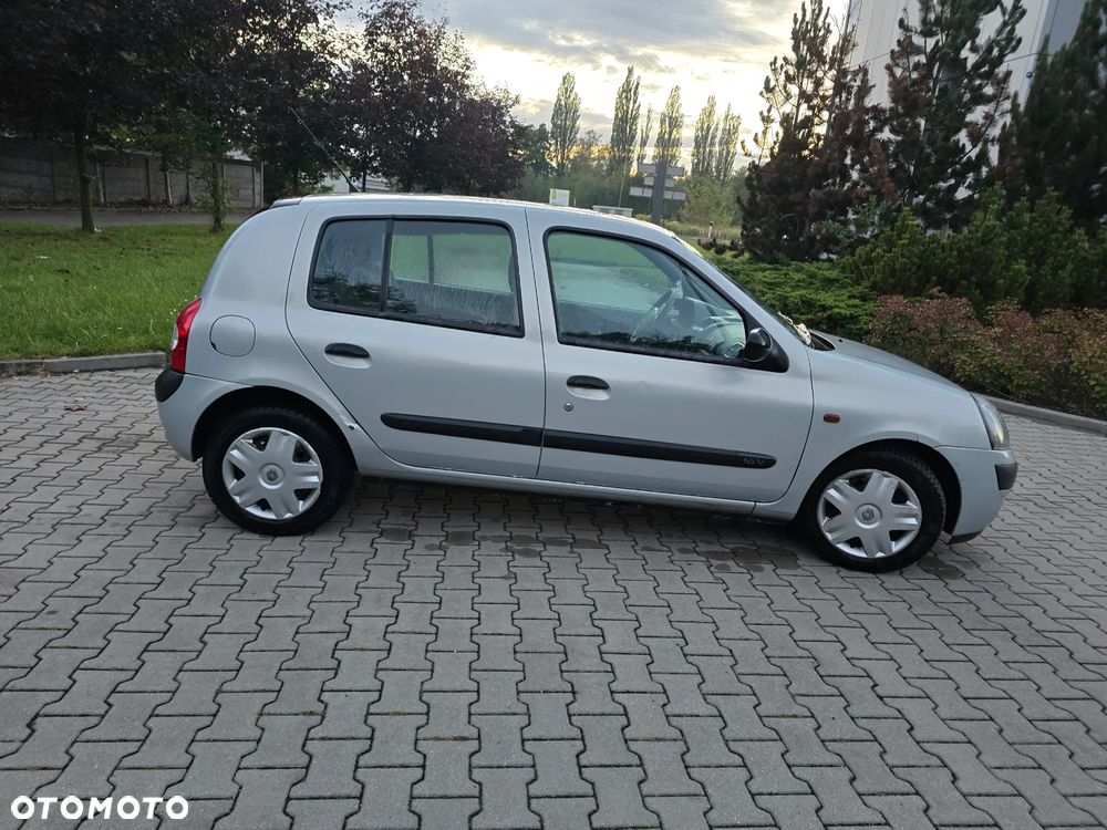 Renault Clio 1.2 16V Expression - 12