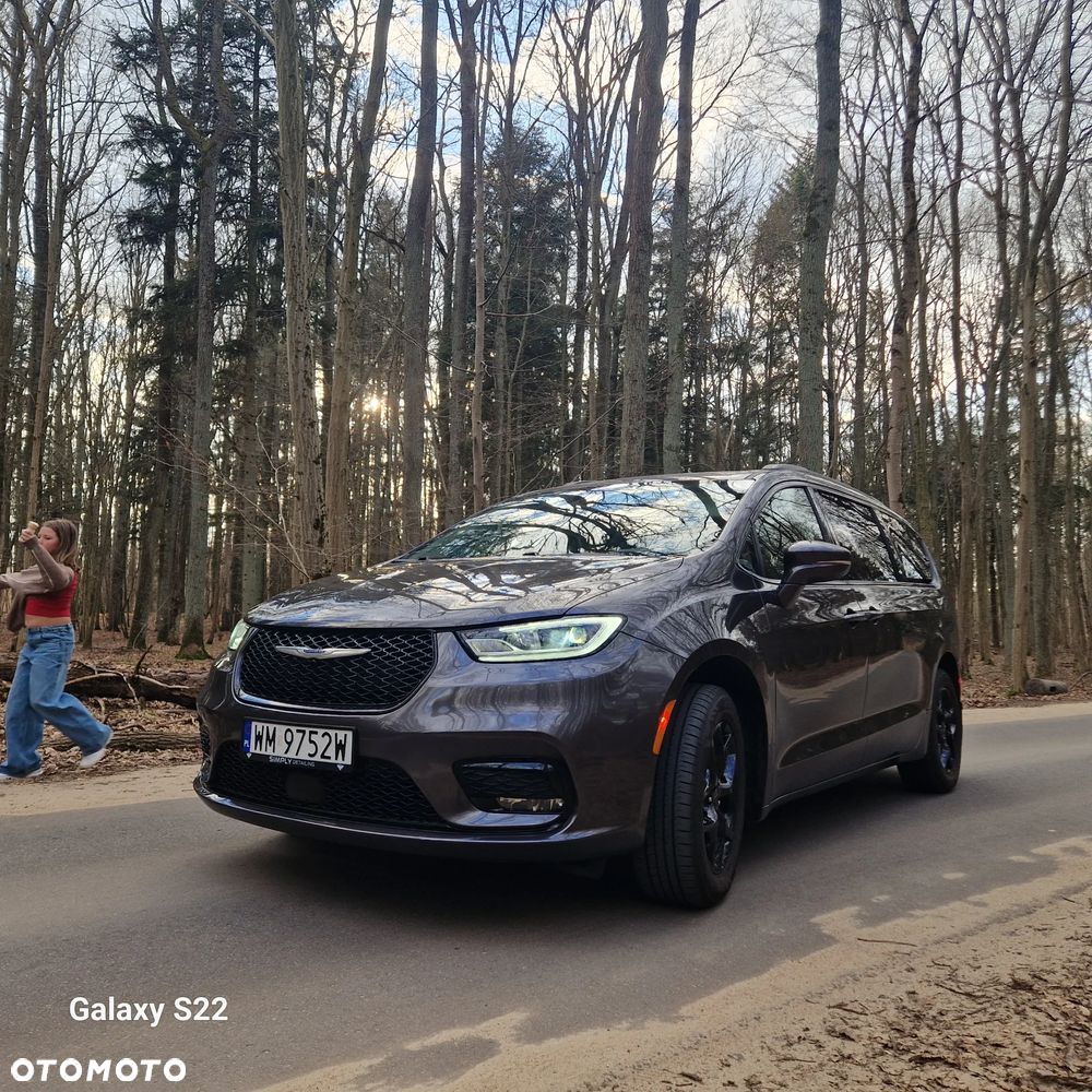 Chrysler Pacifica - 9