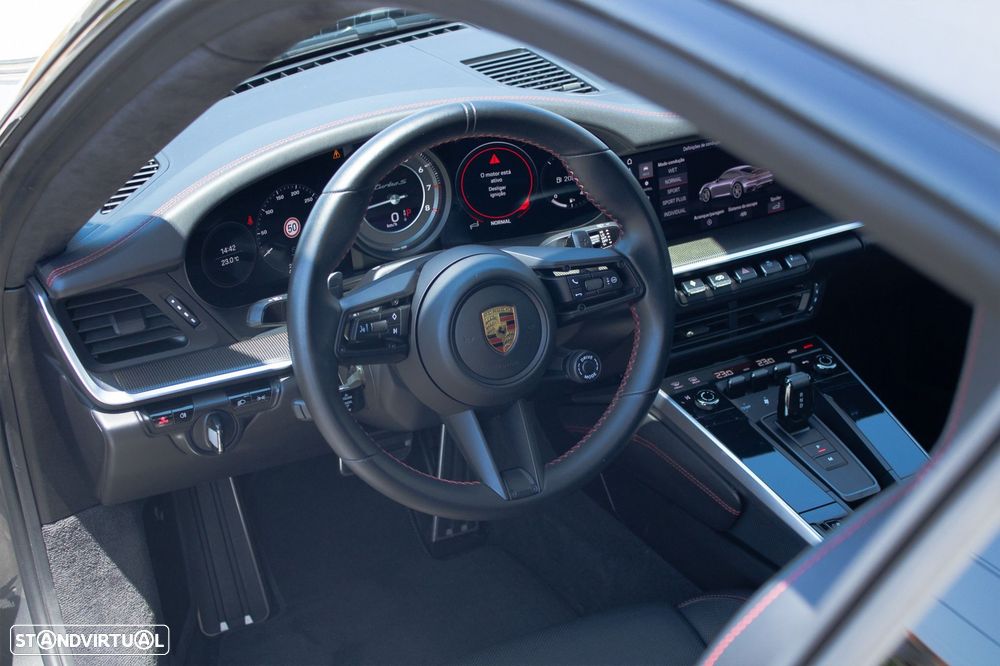 Porsche 911 (992) Turbo S PDK - 25