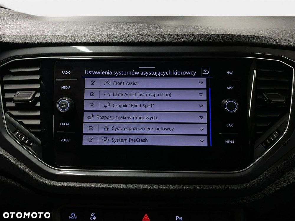 Volkswagen T-Roc - 38