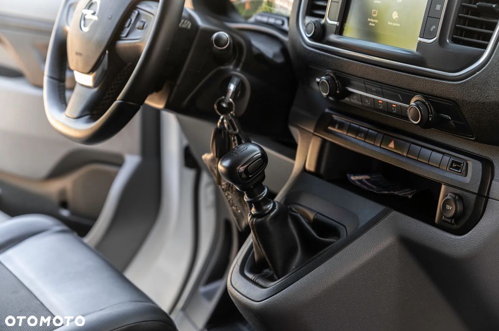 Opel Vivaro - 29