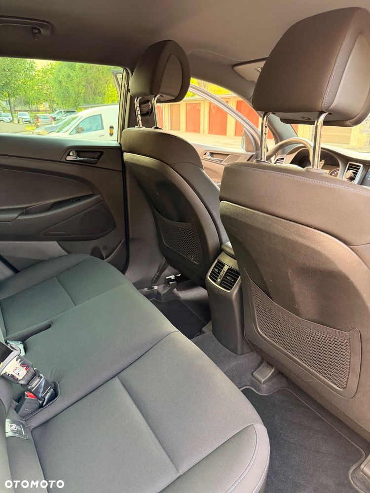 Hyundai Tucson 1.7 CRDI BlueDrive GO 2WD DCT - 19