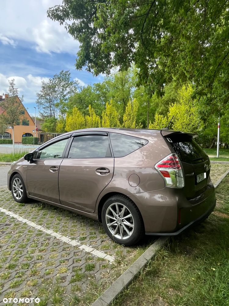 Toyota Prius+ (Hybrid) Comfort - 3