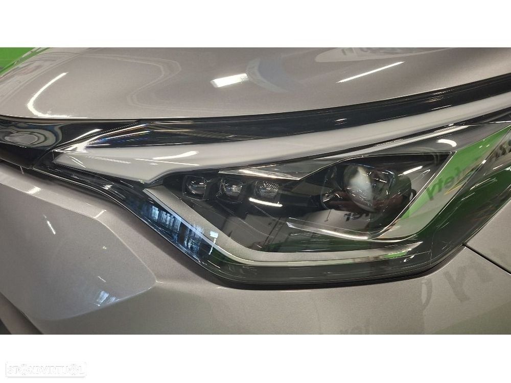 Toyota C-HR 2.0 Hybrid Lounge - 17