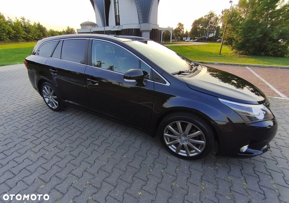 Toyota Avensis 2.0 Prestige MS - 2