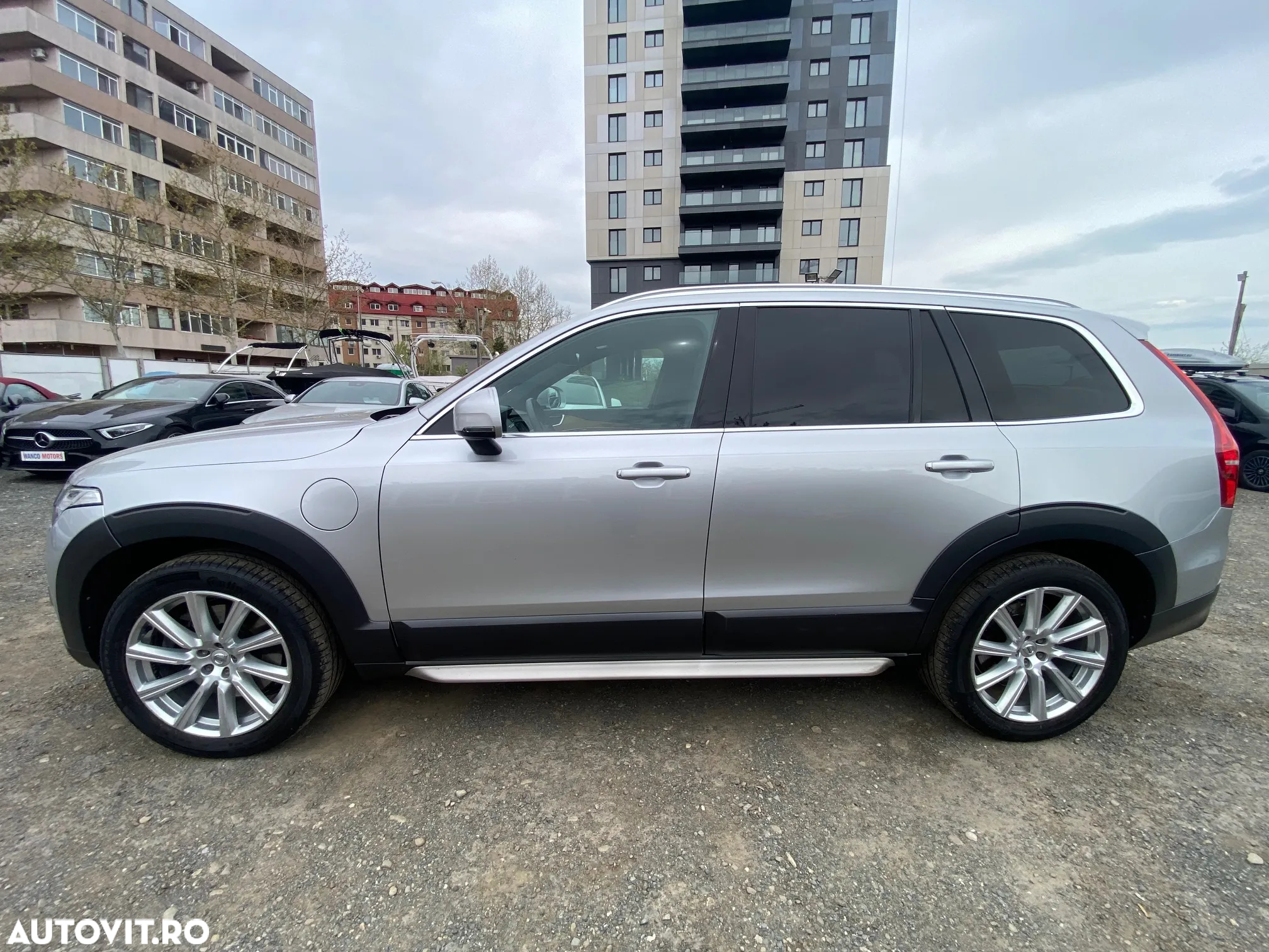 Volvo XC 90 T8 AWD Twin Engine Geartronic Inscription - 9