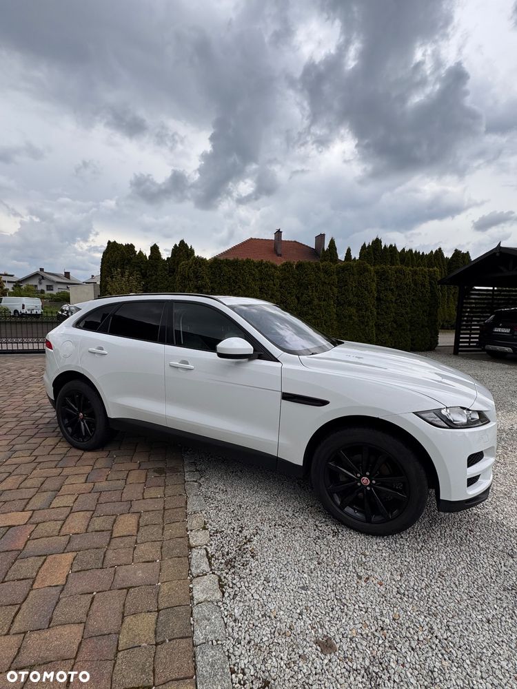 Jaguar F-Pace 2.0 i4D AWD Prestige - 8