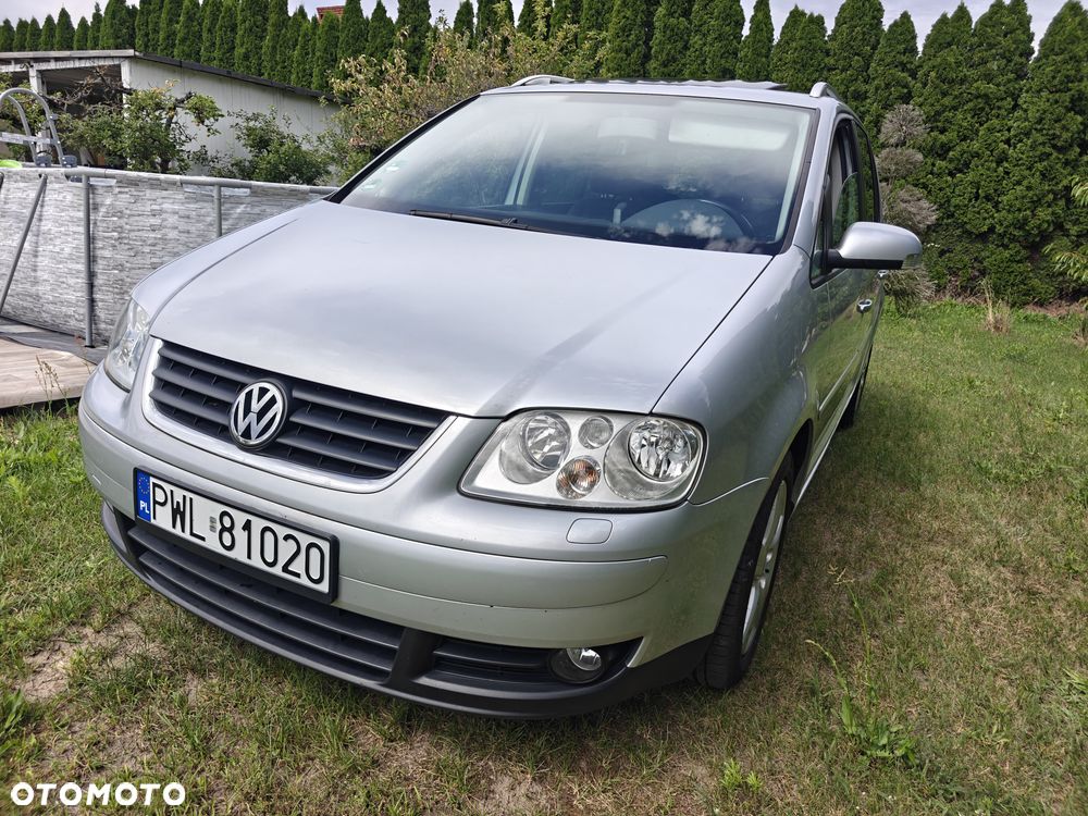 Volkswagen Touran - 31
