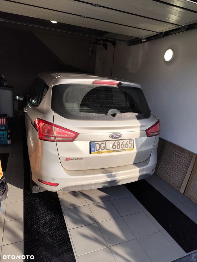 Ford B-MAX 1.4 Titanium - 13