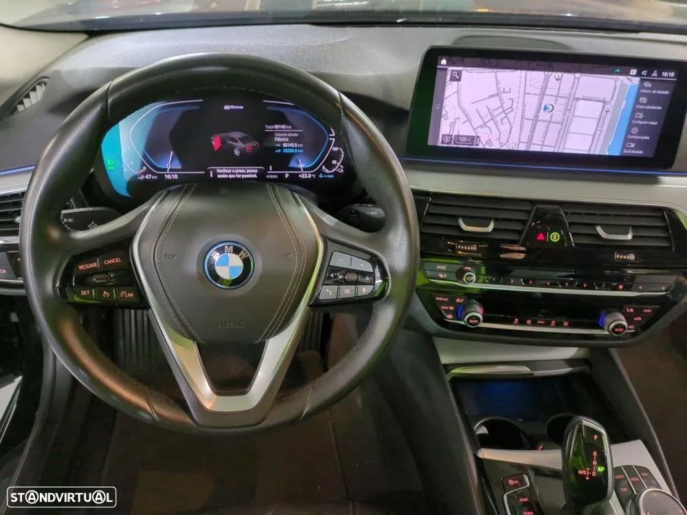 BMW 520 e - 8
