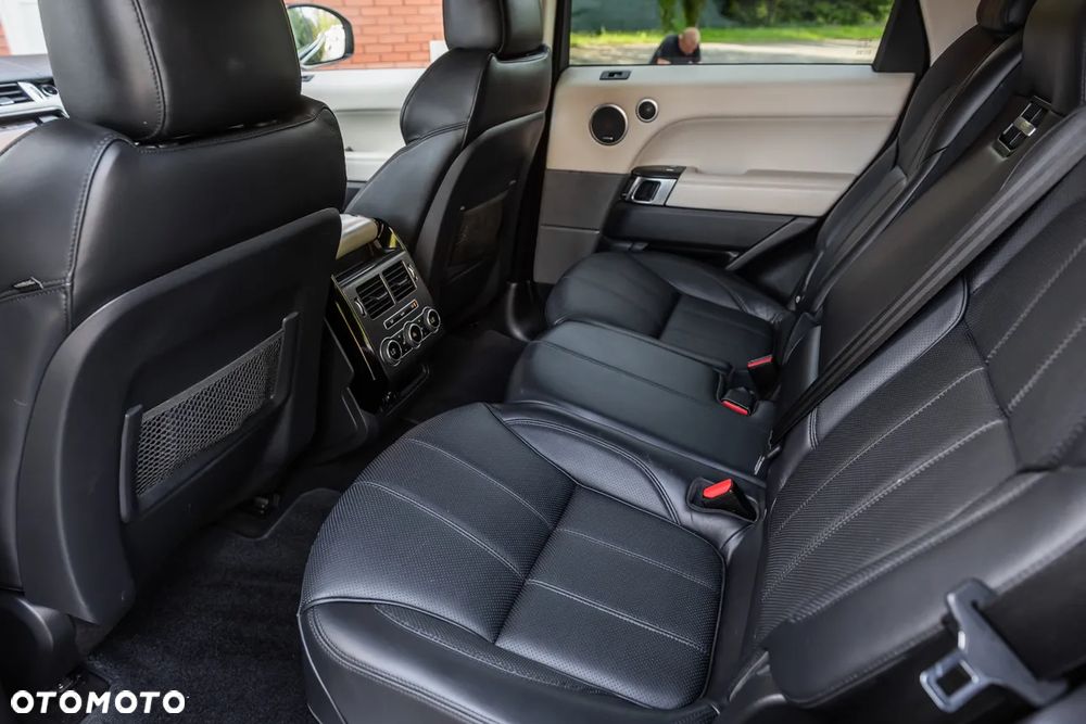 Land Rover Range Rover Sport 3.0 V6 HSE Dynamic - 24