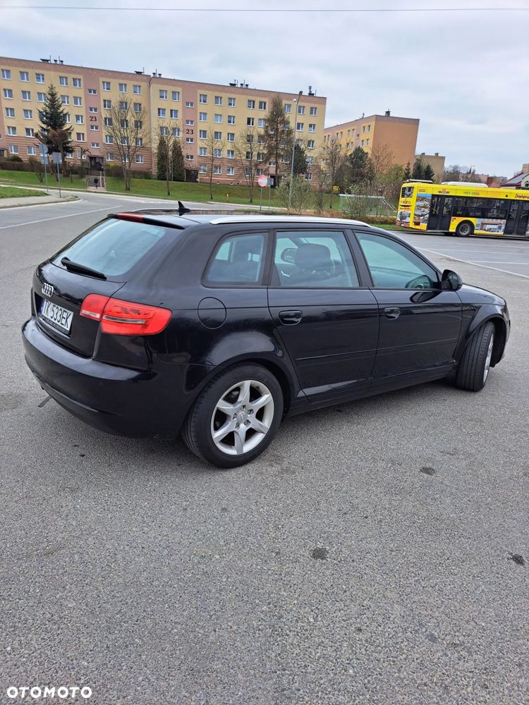 Audi A3 Sportback 1.4 TFSI Ambiente - 3