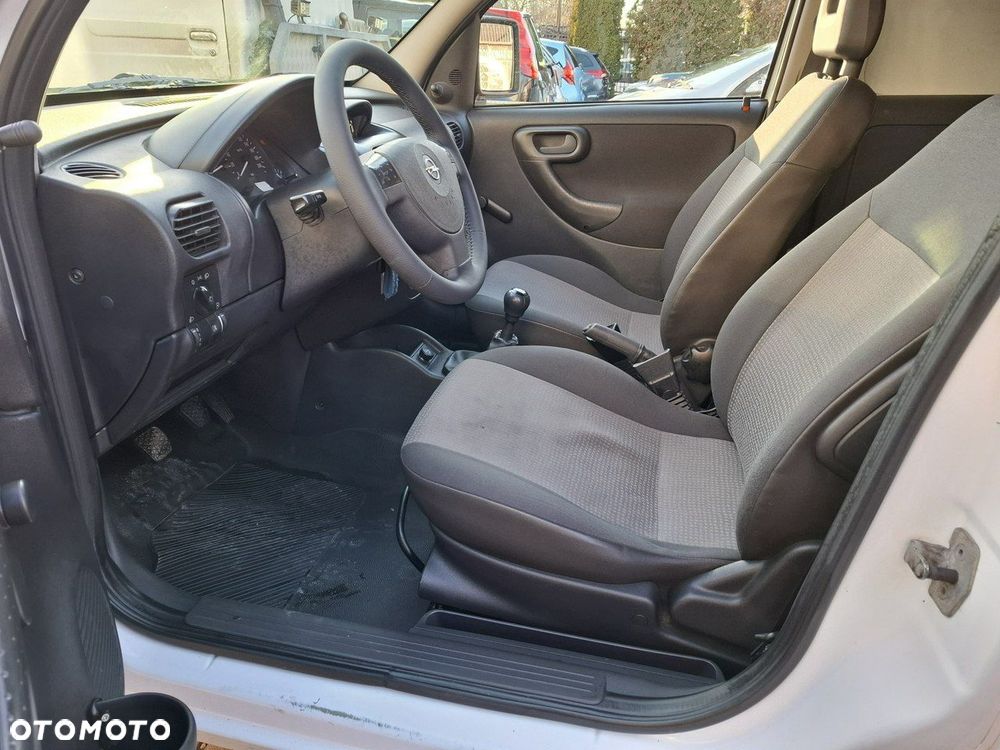 Opel Combo - 9