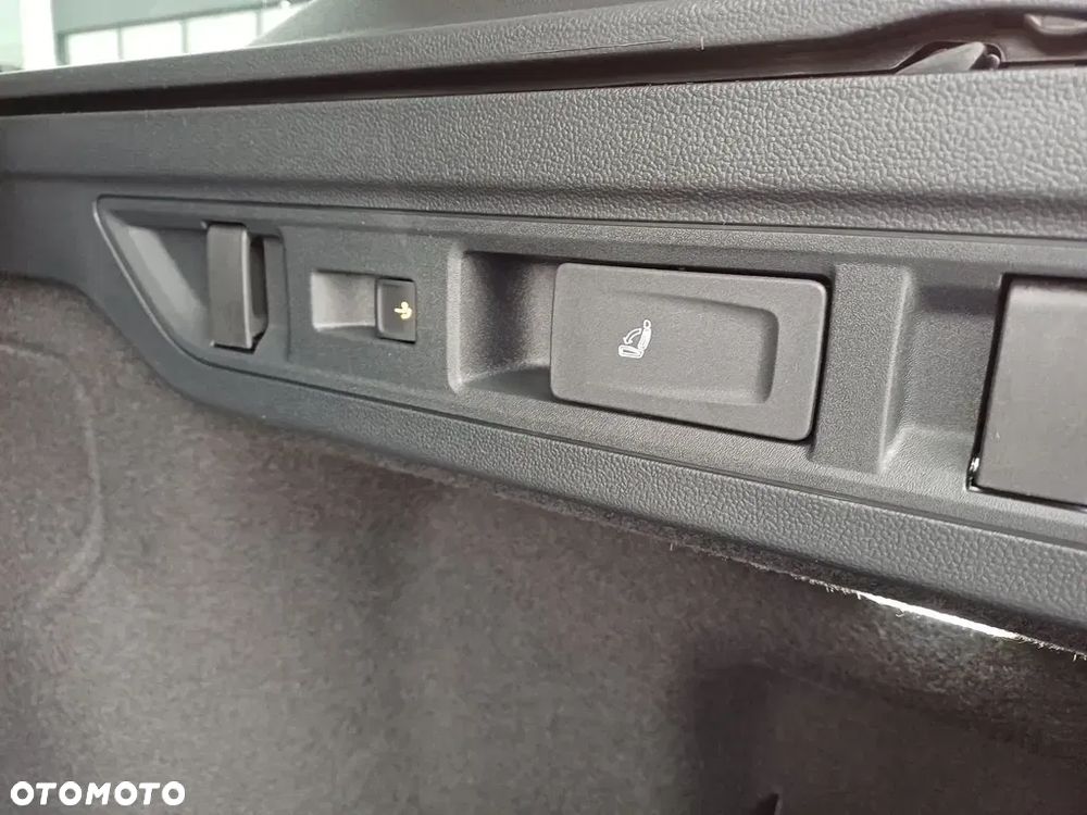 Skoda Superb 2.0 TDI SCR 4x4 L&K DSG - 28