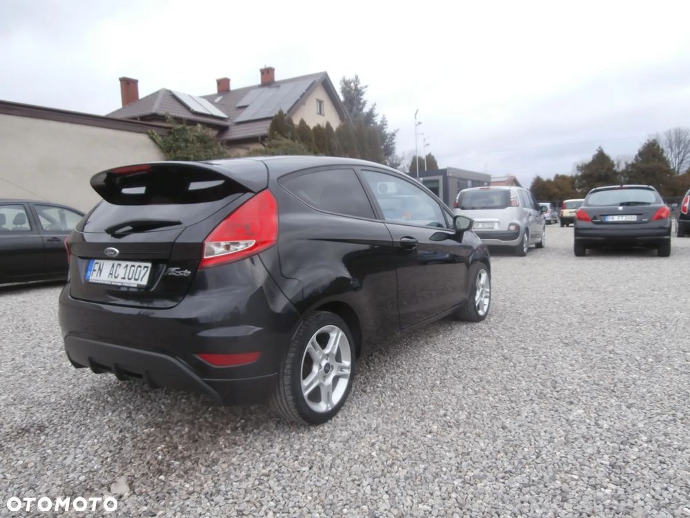 Ford Fiesta 1.6 Sport - 14