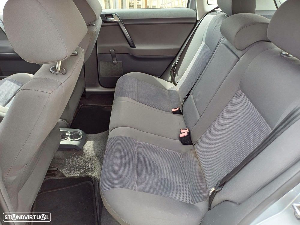 VW Polo 1.2 Live+ - 6