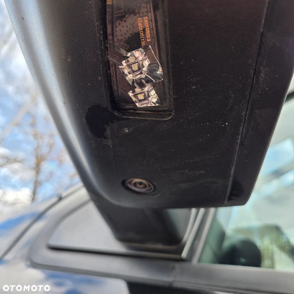 RAM 1500 Crew Cab Sport - 18