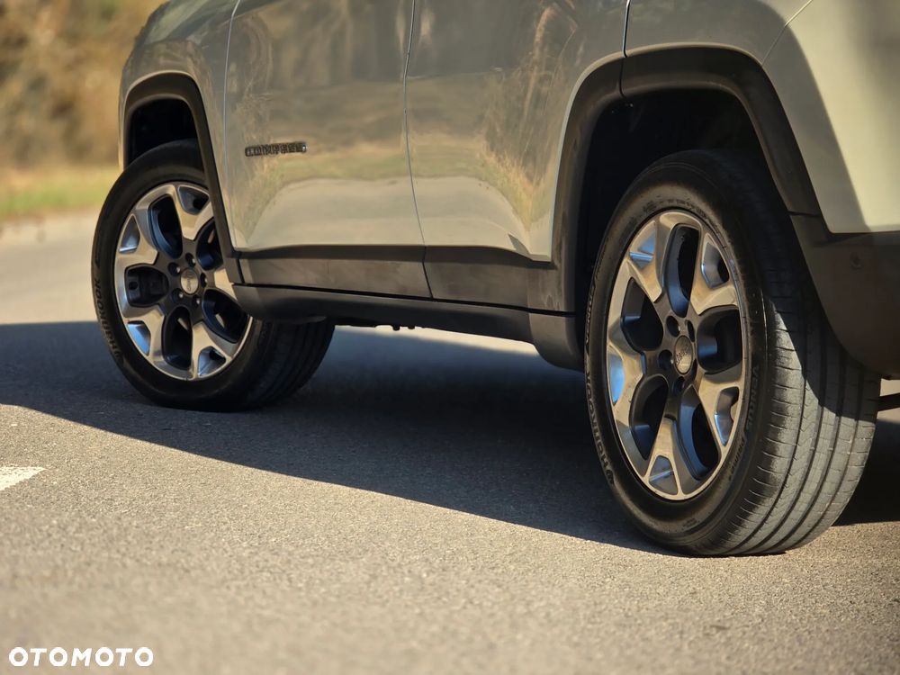 Jeep Compass 2.0 MJD Limited 4WD S&S - 36