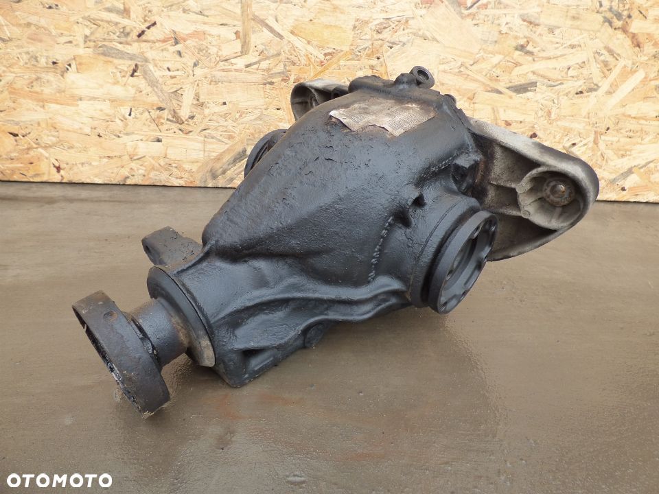 BMW  E38 DYFERENCJAŁ 4.4 m62  2.93  1428579 - 5