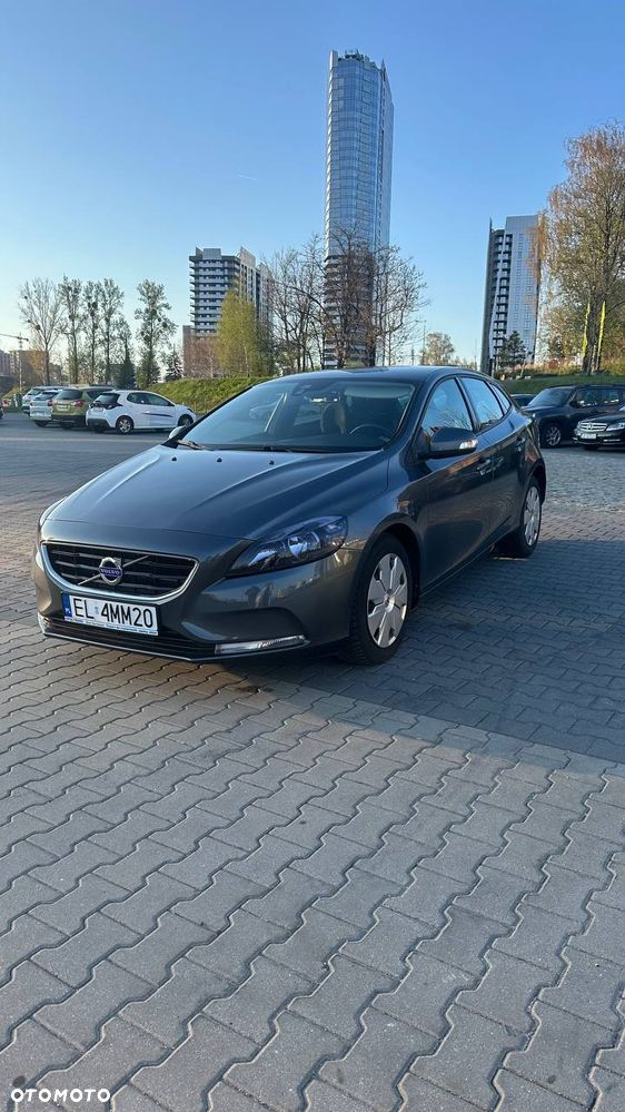 Volvo V40 D2 - 4