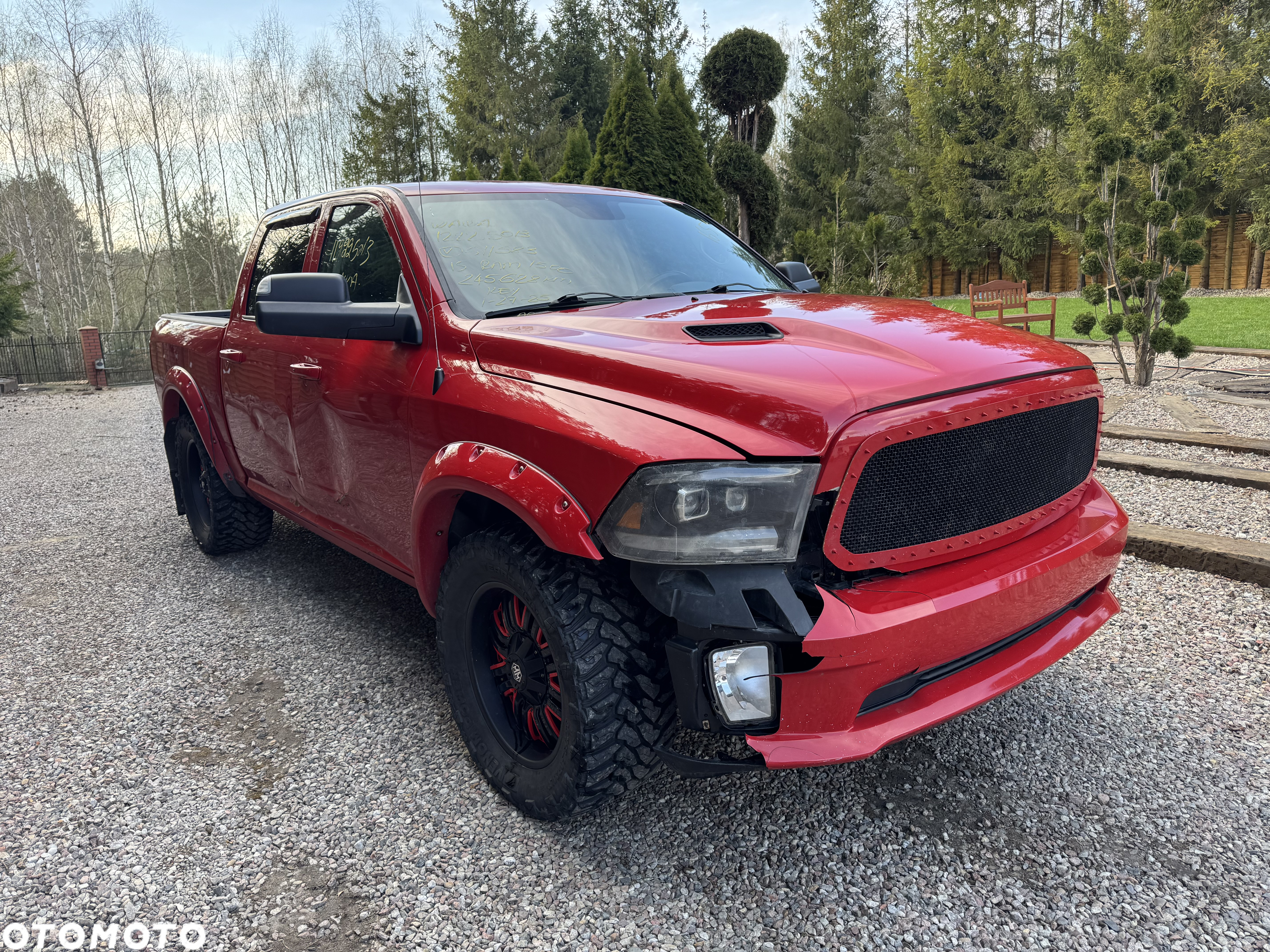 Dodge RAM 1500 5.7 4x4 - 14