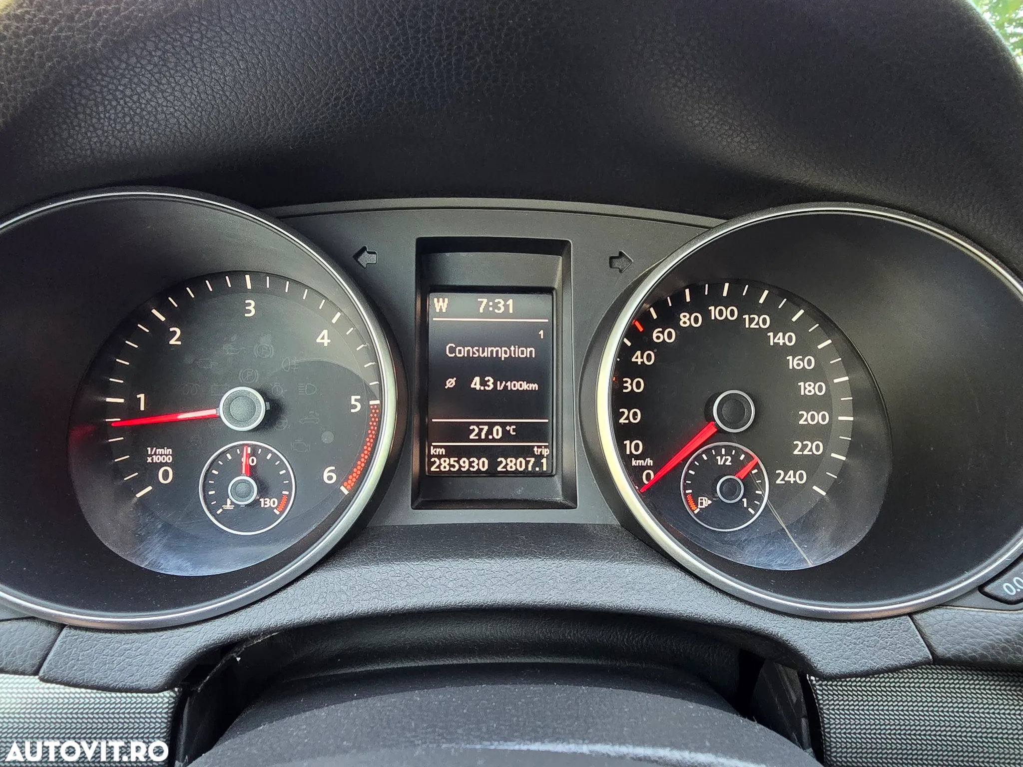 Volkswagen Golf 1.6 TDI DPF BlueMotion Technology Style - 6