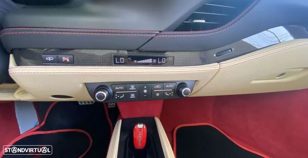 Ferrari F8 Tributo Spider - 22