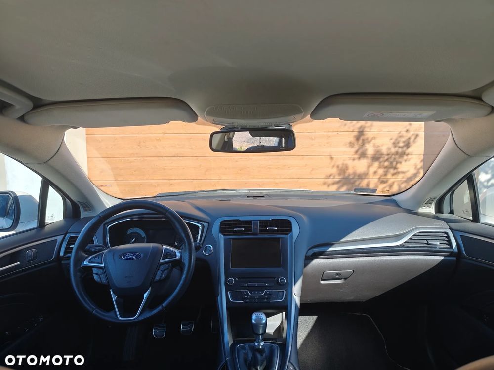 Ford Mondeo 2.0 TDCi Titanium - 16