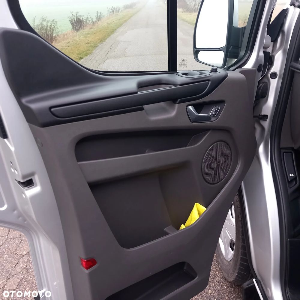Ford Transit Custom Kombi 320 L2H1 Trend - 32