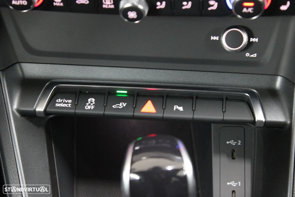 Audi Q3 Sportback 45 TFSIe S line S tronic - 14