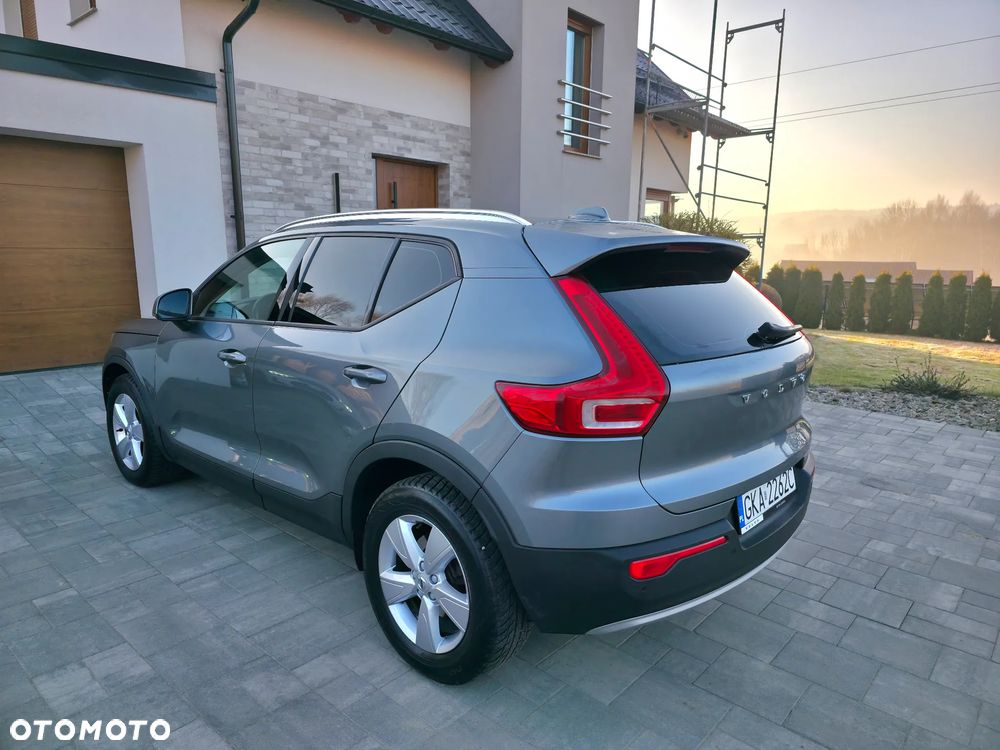 Volvo XC 40 D4 AWD Geartronic Momentum Pro - 7