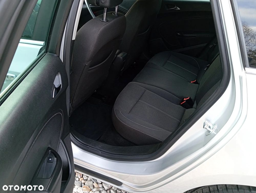 Opel Astra 1.4 Turbo Sport - 17