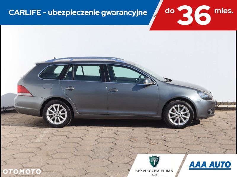 Volkswagen Golf Variant - 8