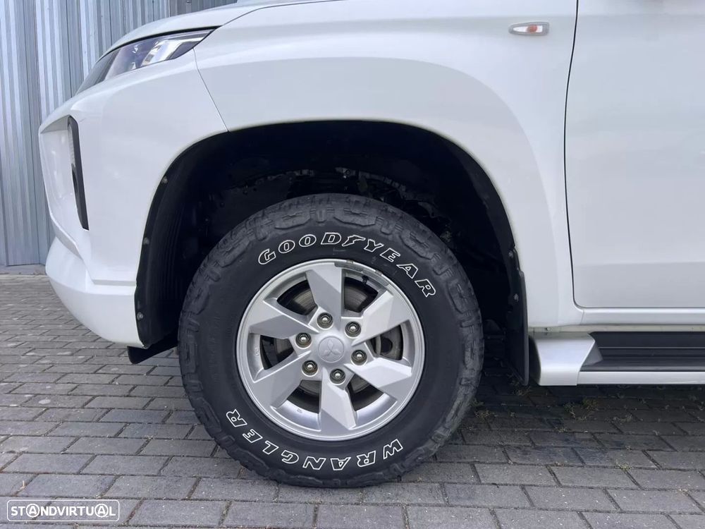 Mitsubishi L200 2022 photo 5