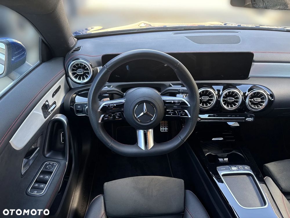 Mercedes-Benz CLA 200 mHEV 7G-DCT - 24