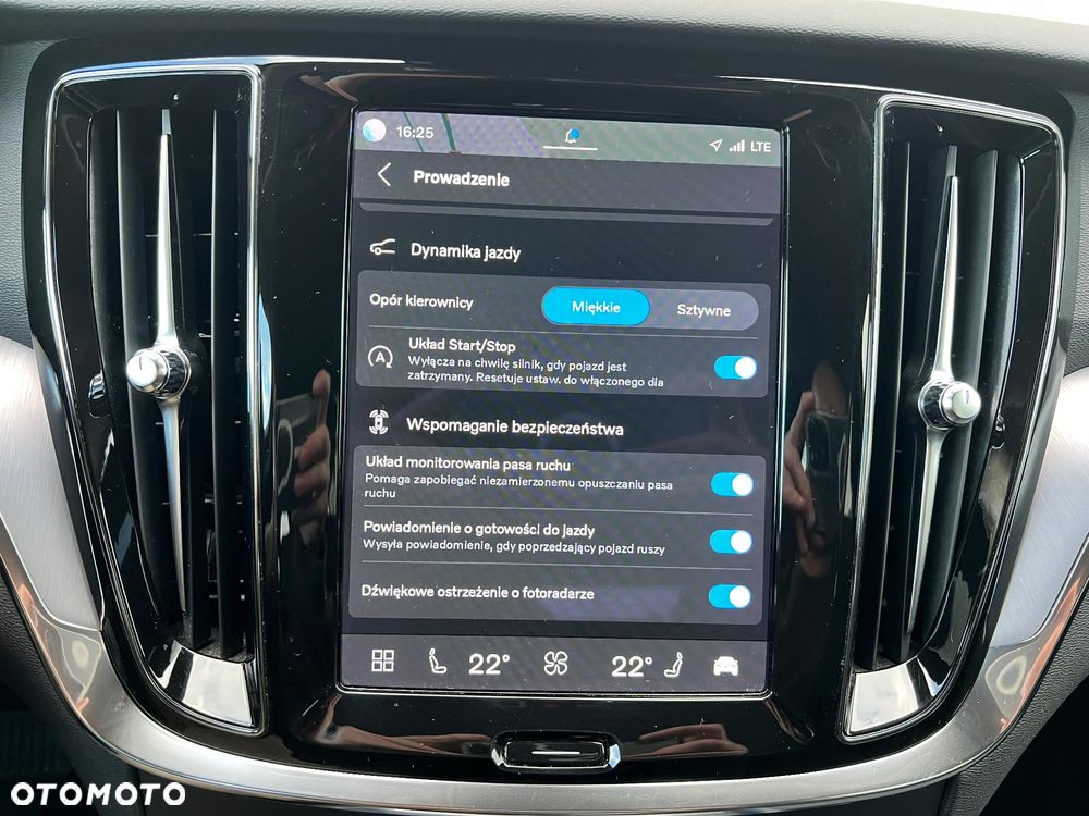 Volvo V60 B4 D Core - 28