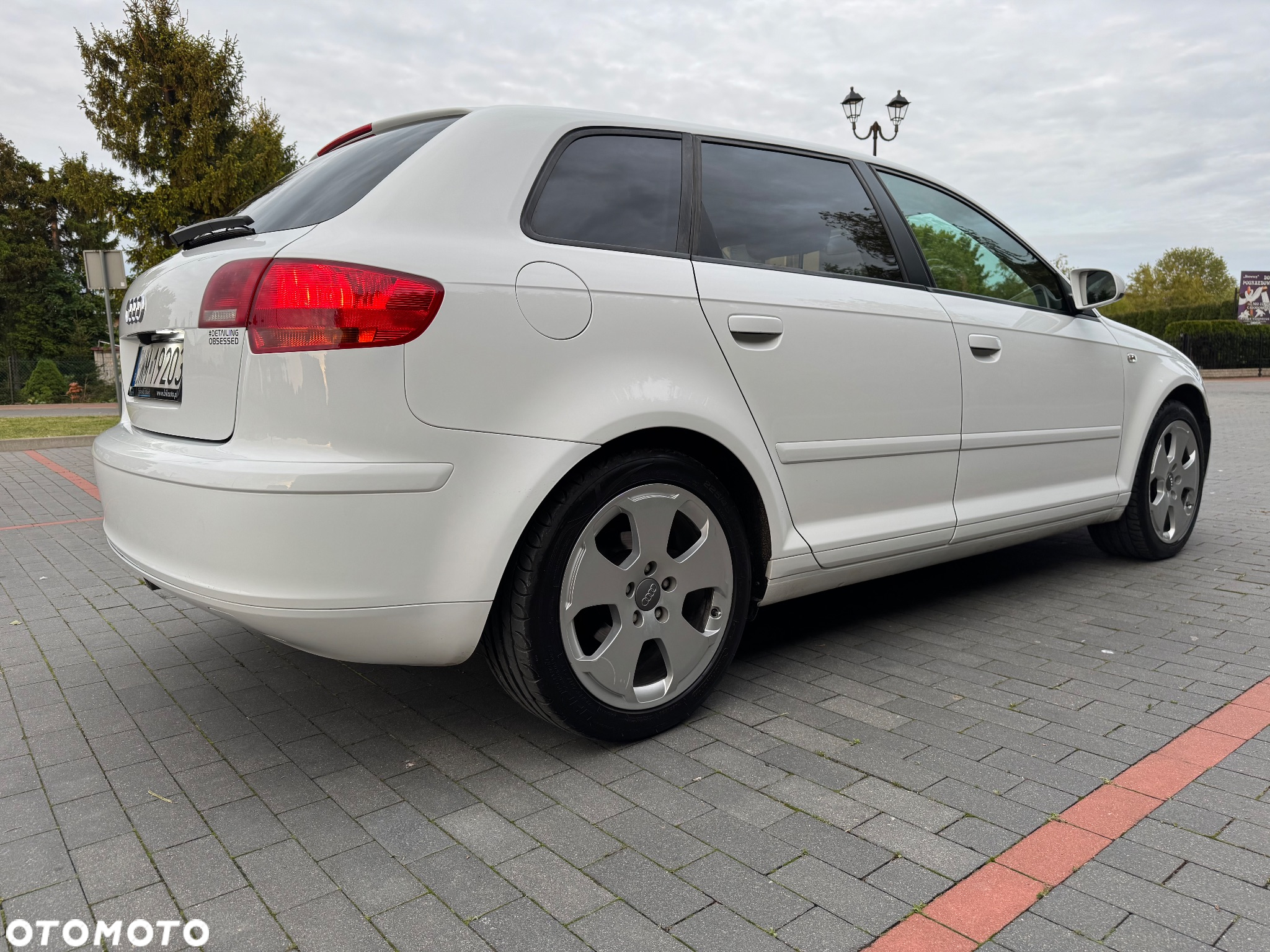 Audi A3 2.0 TDI Sportback DPF Ambiente - 4
