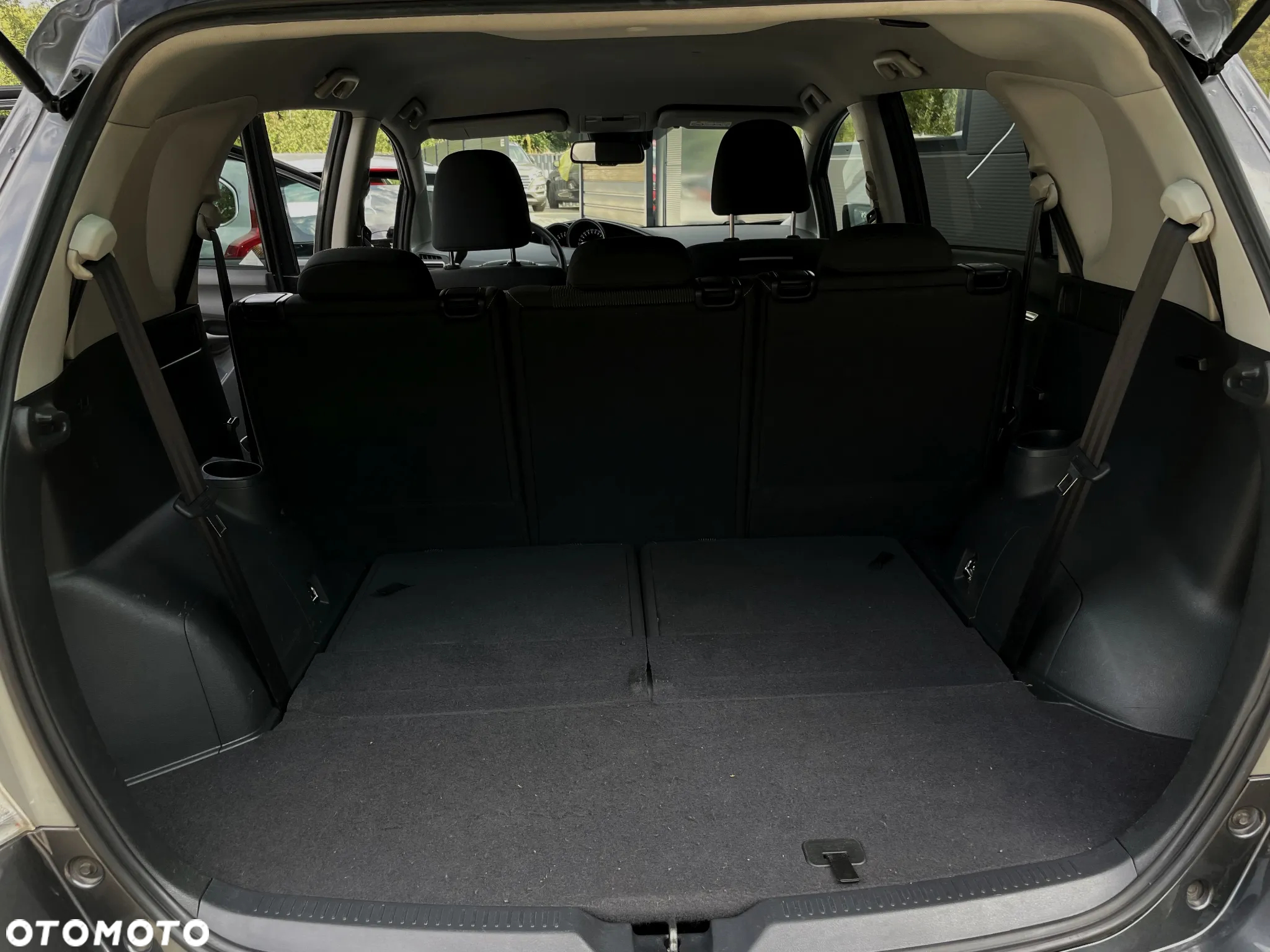 Toyota Verso 1.8 Premium 7os EU6 - 34