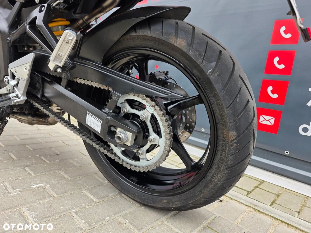 Yamaha FZ6 - 7