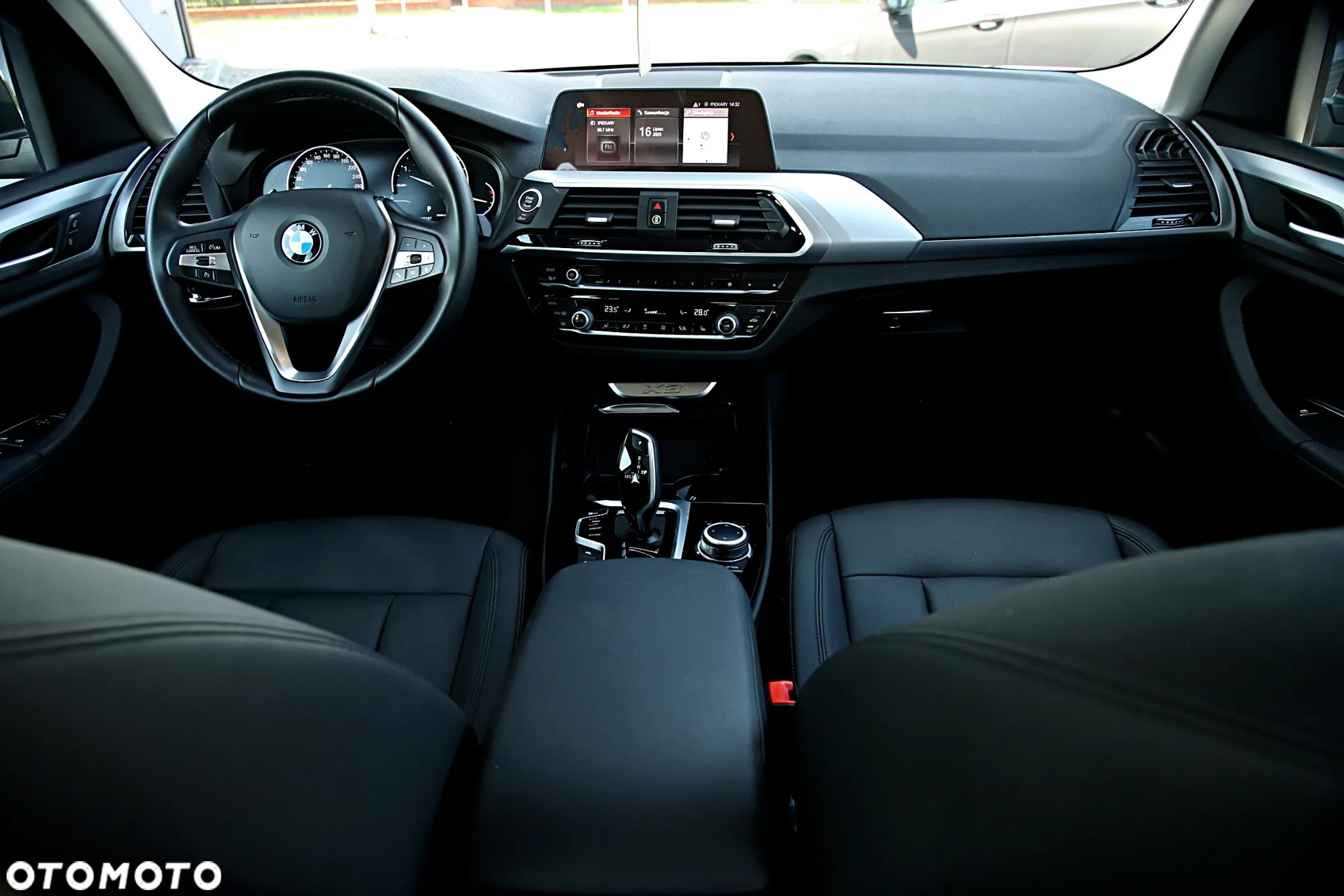 BMW X3 xDrive20i GPF Advantage - 23