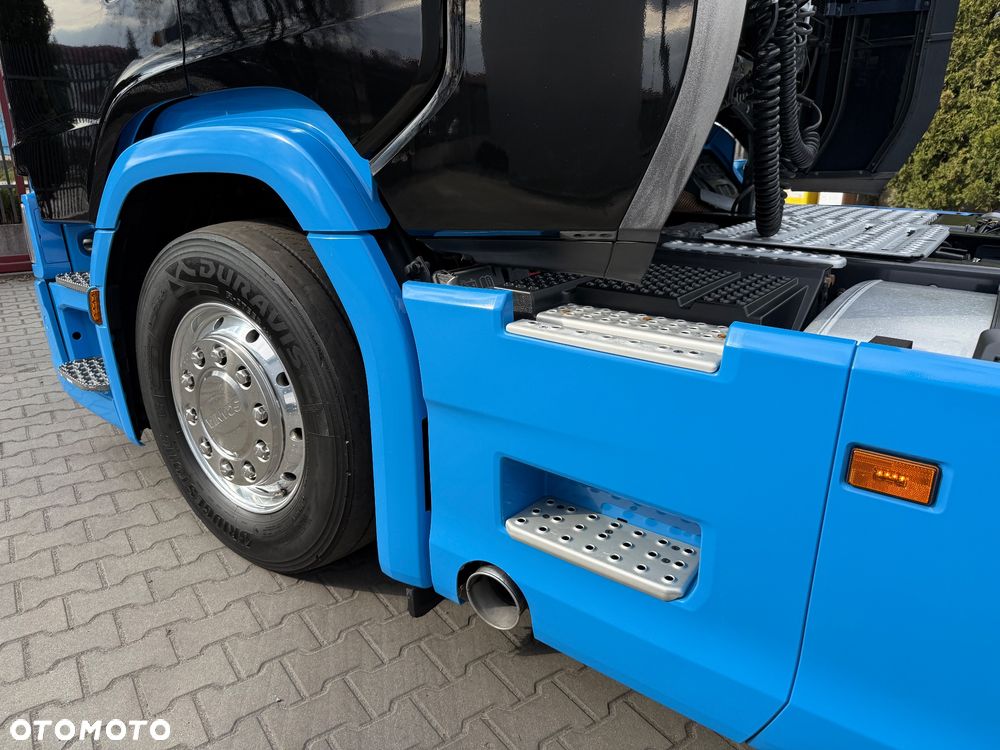 Scania - 25