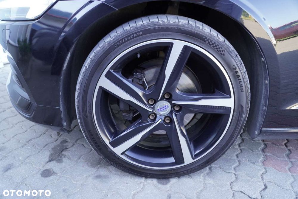 Volvo V60 D4 Geartronic Momentum Pro - 30