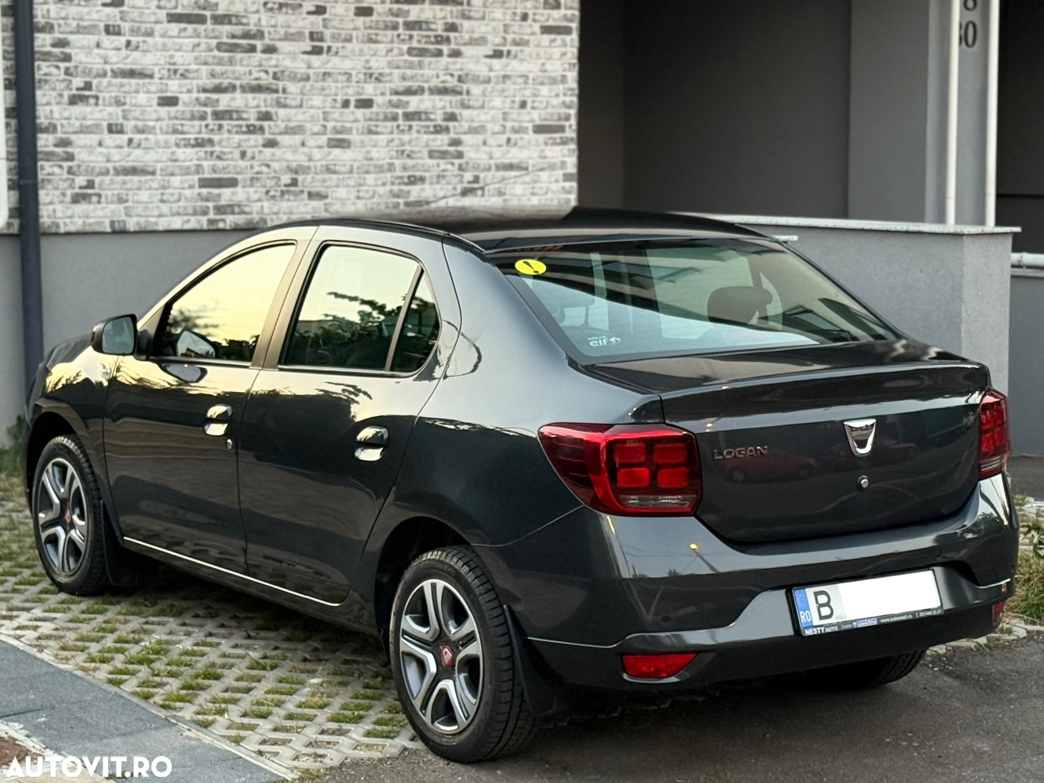 Dacia Logan - 5