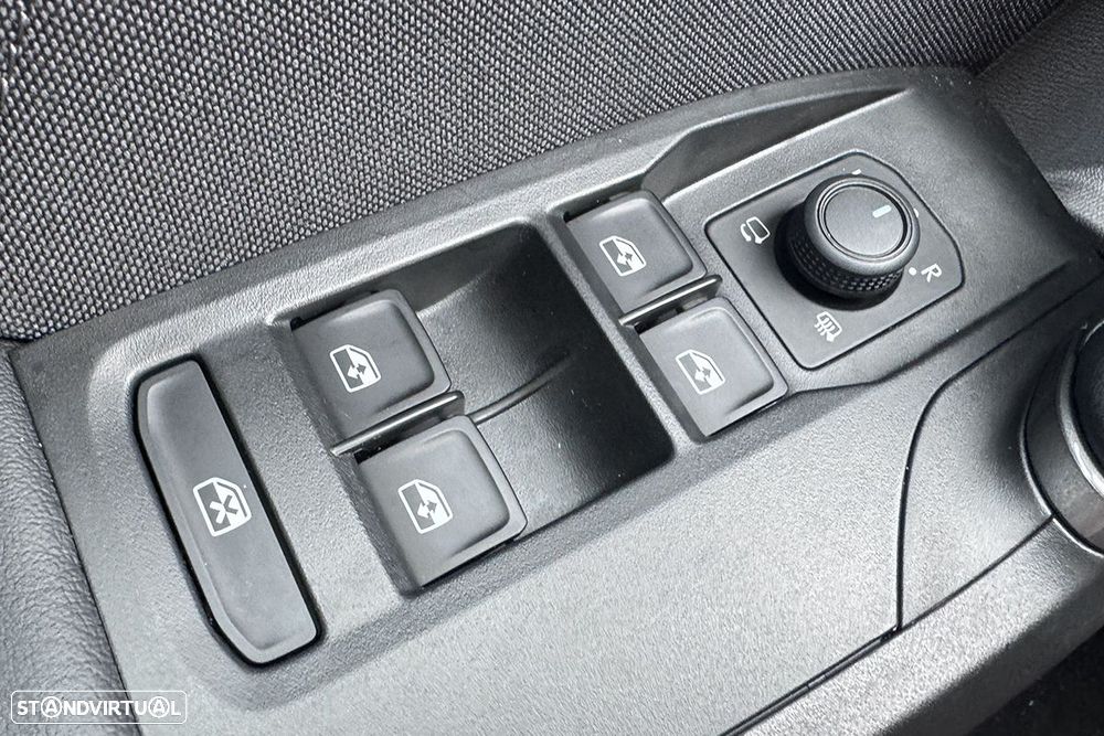 Cupra Formentor 1.5 e-Hybrid DSG - 17